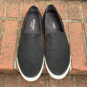 Black Sperrys 9.5